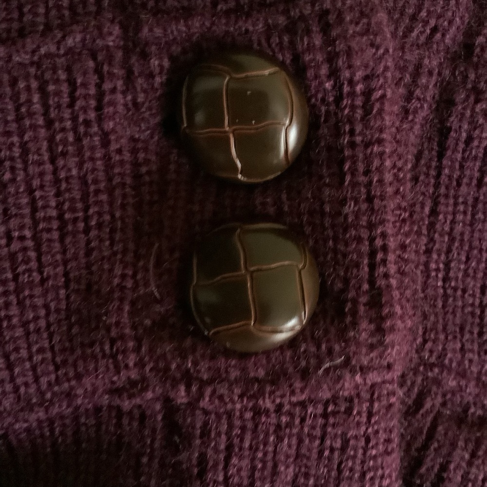 Lux Wool Sweater - Picture 8 of 8